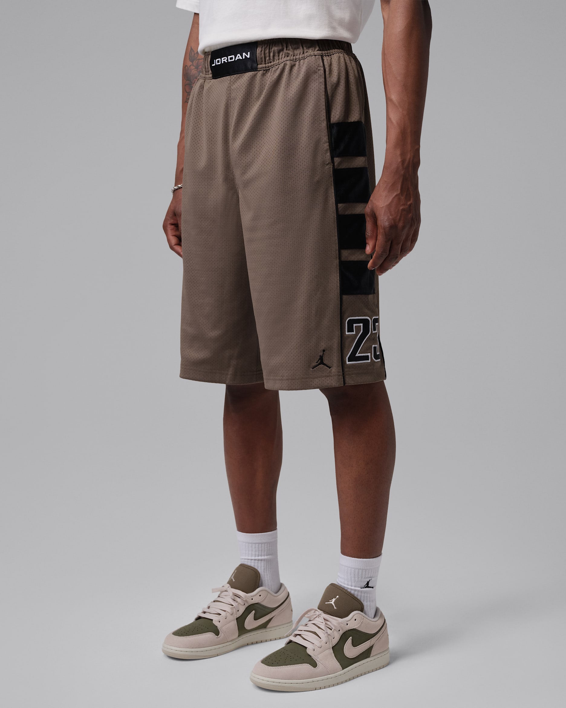Jordan Brooklyn Men's Mesh Cat Scratch Shorts. Nike IL